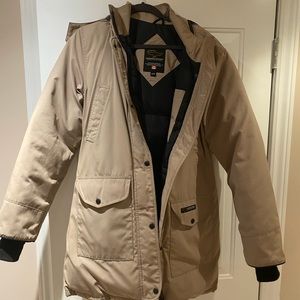 XL women’s Canada Goose winter coat